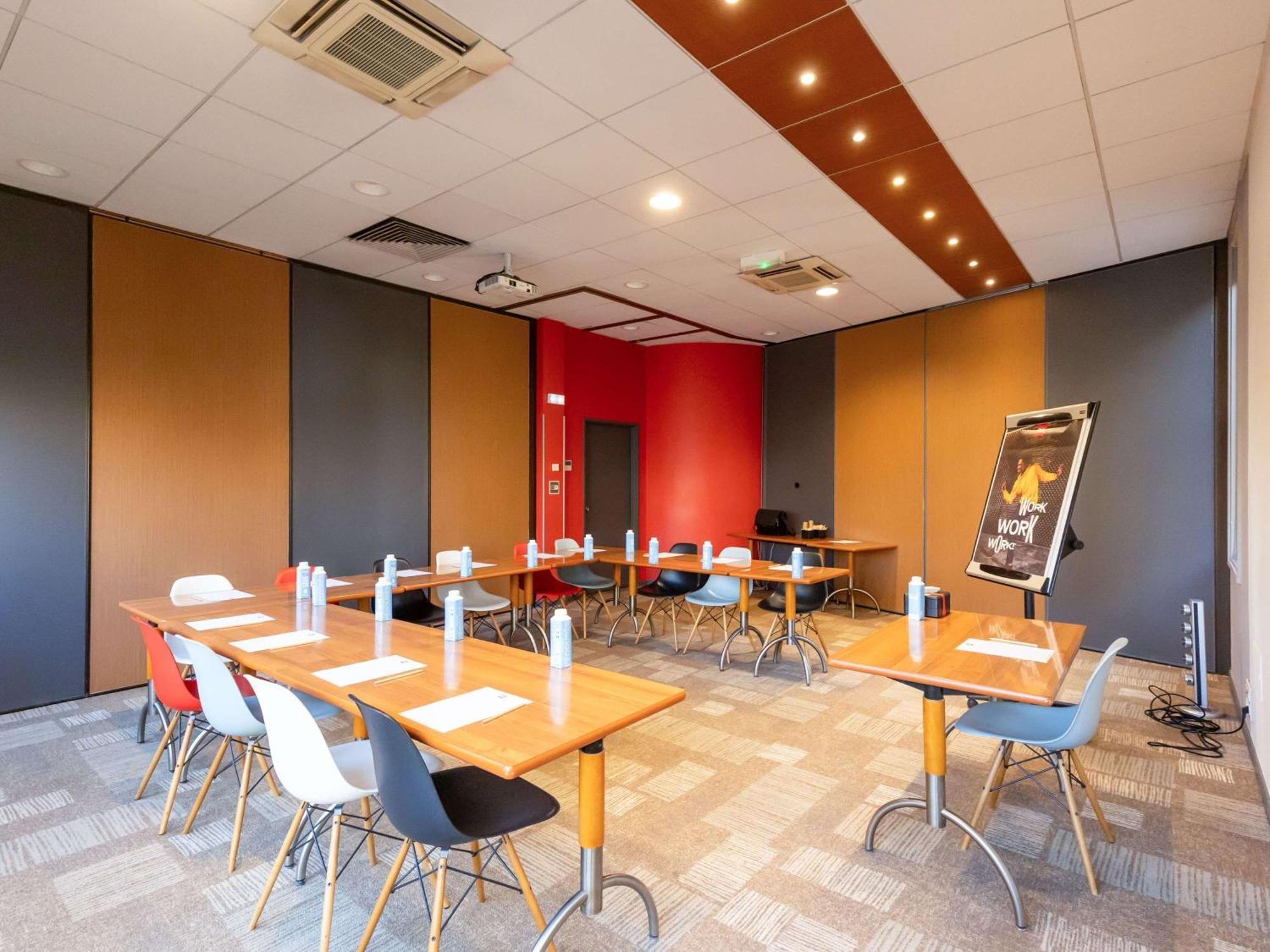 Ibis Le Puy-En-Velay Centre Otel Dış mekan fotoğraf