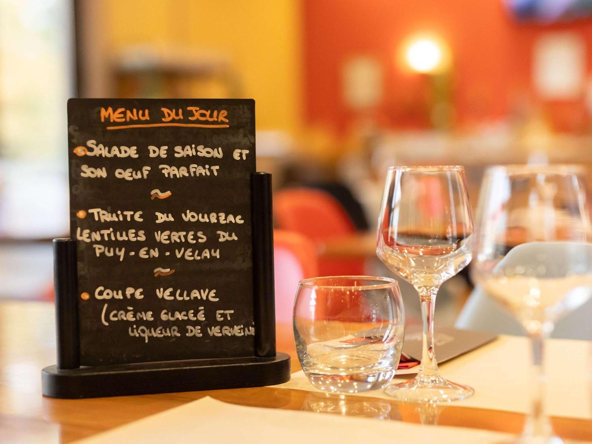 Ibis Le Puy-En-Velay Centre Otel Dış mekan fotoğraf